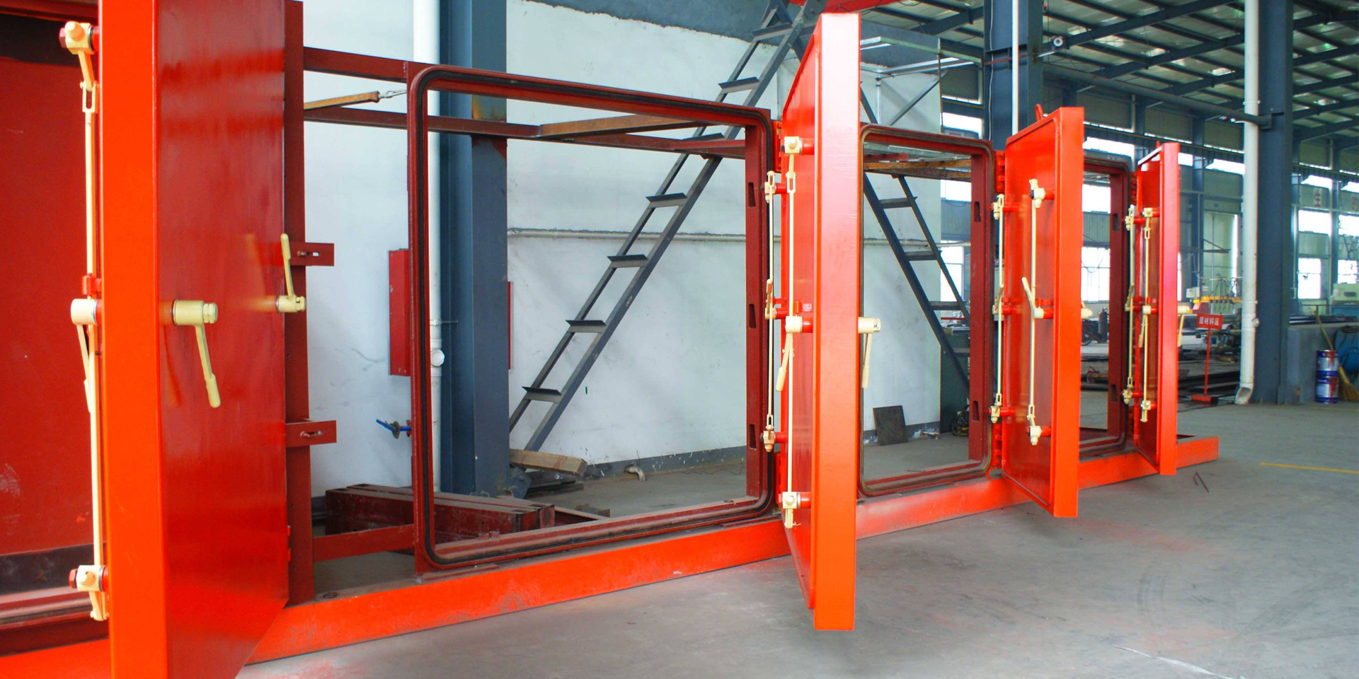 以空調工程、消防通風、復合材料、人防工程四大領域產品為主導